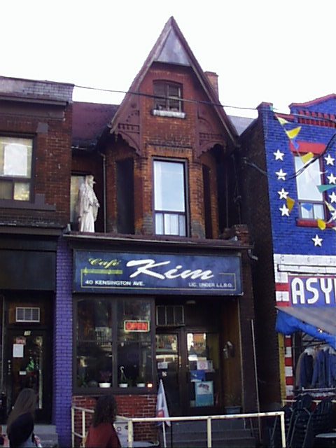 Welcome to Cafe Kim! 11-08-2002
