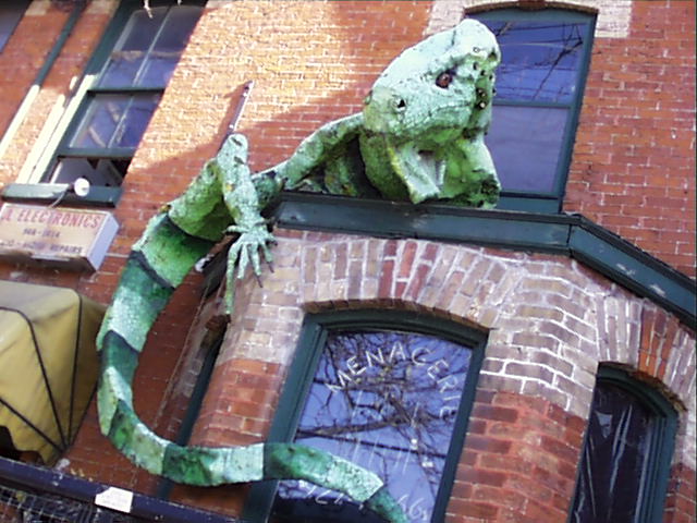 Entrance to Menagerie Pet Store 11-08-2002